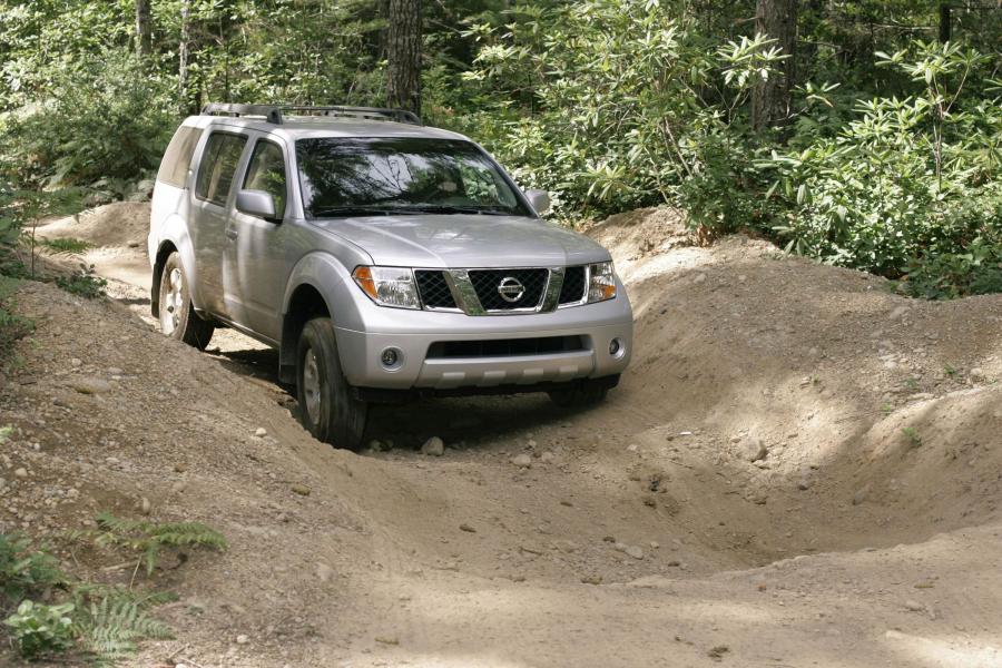  Nissan Pathfinder 2009 года  (фото 42 из 110)